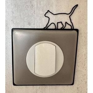 Cadre pour interrupteur ou prise de courant
