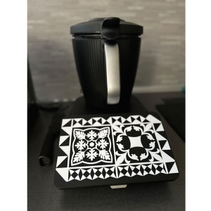 Couvercle de protection écran Thermomix TM7 – Motif carreaux de ciment Couvercle de protection écran Thermomix TM7 – Motif carreaux de ciment